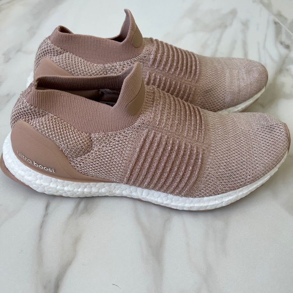 Adidas ultraboost - Picture 1 of 3